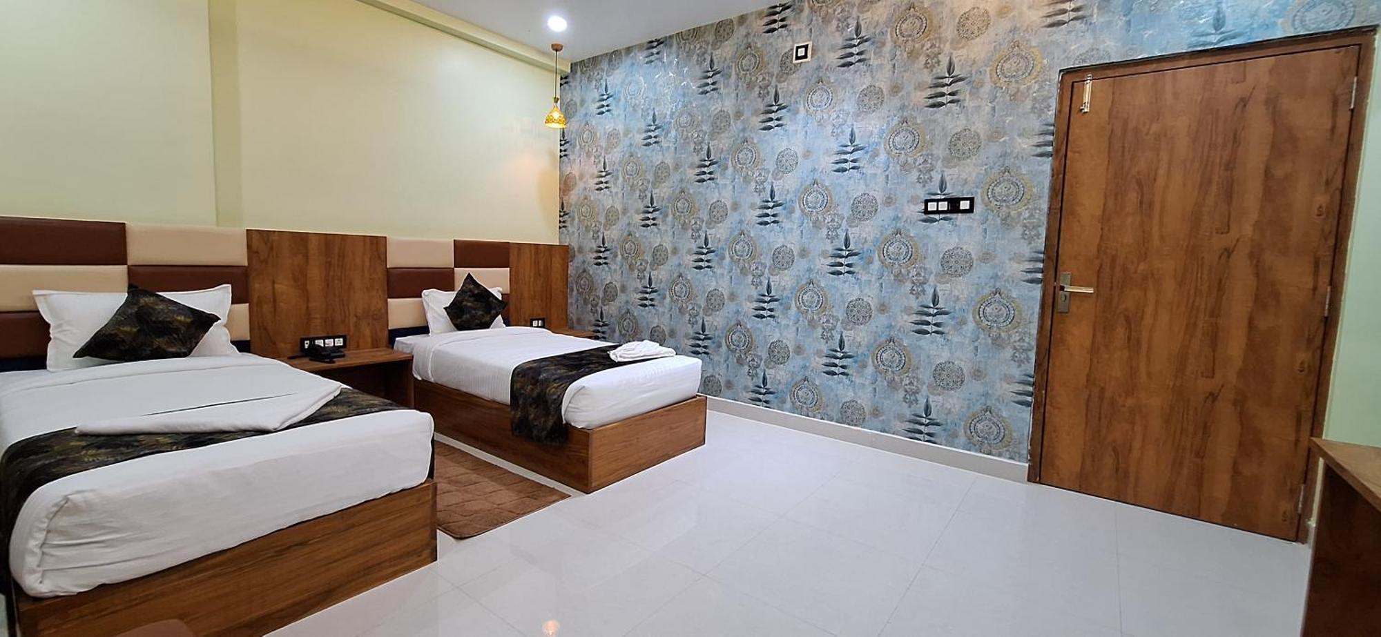 ג'משדפור New Sun International & Banquet Hall מראה חיצוני תמונה