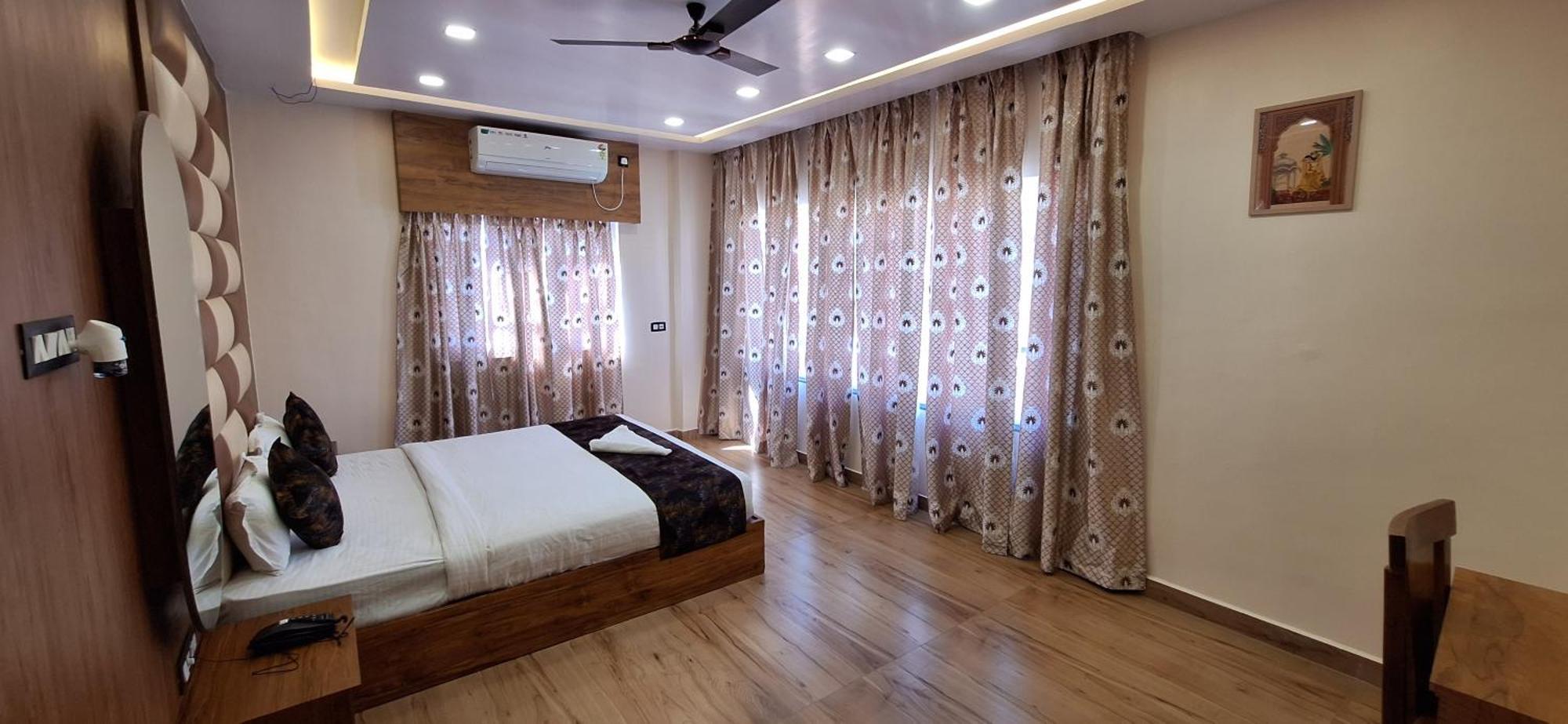 ג'משדפור New Sun International & Banquet Hall מראה חיצוני תמונה